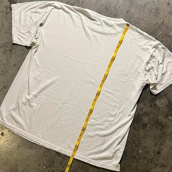 Vintage Christian "Is yours worth catching" Tee Large White - Picture 8 of 8